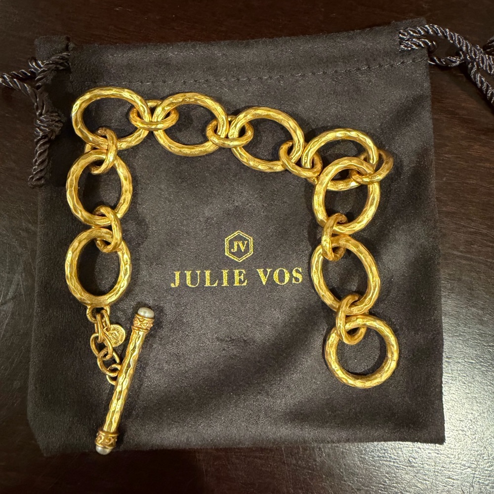 Julie Vos Textured Gold Link Toggle Bracelet